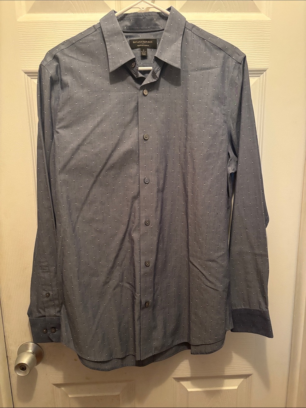 Banana Republic Men's Light Blue Dot-Pattern Dress Shirt